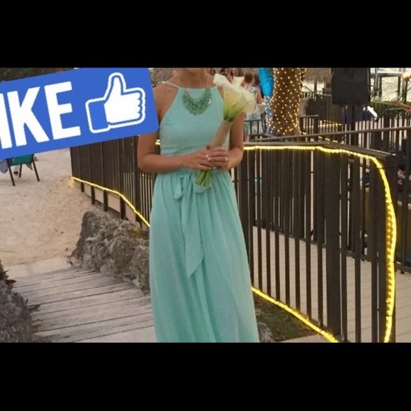 Charlotte russe. Long Dress - Picture 3 of 12